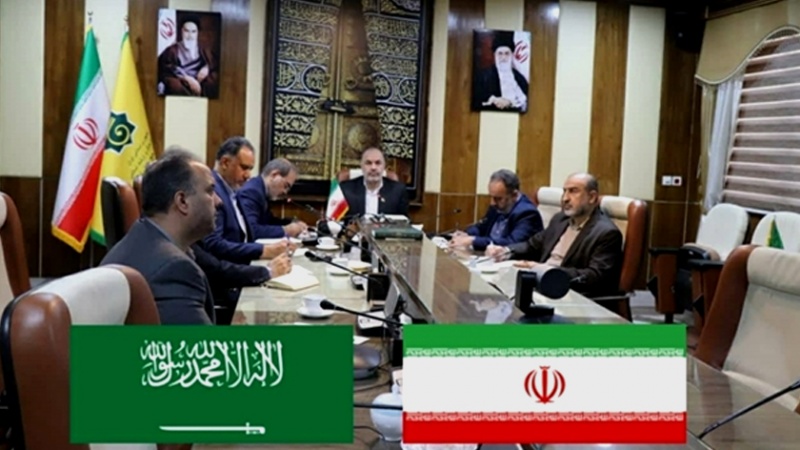 Iranpress: وفد إيراني يزور السعودية للتفاوض حول رحلة حج التمتع للعام المقبل 