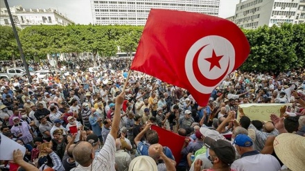 مظاهرات في تونس ضد الرئيس قيس سعيد