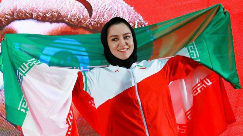 Iranpress: عداءة إيرانية تحصل على الميدالية الذهبية في بطولة ألعاب القوى الآسيوية