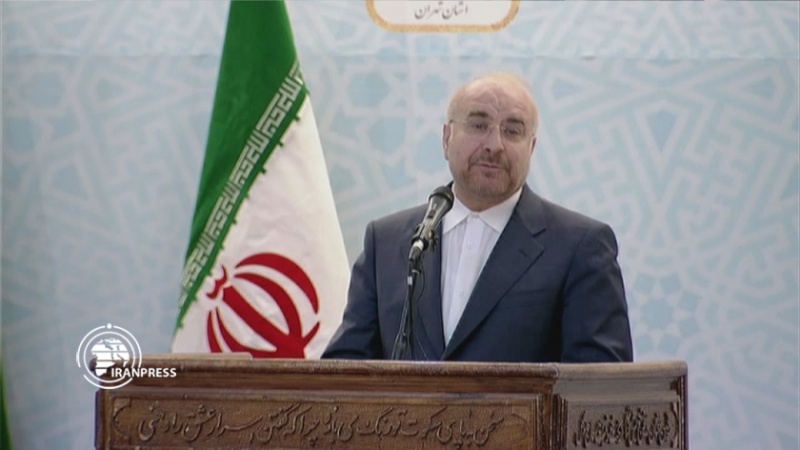 Iranpress: رئيس البرلمان الإيراني يؤكد على دور إيران في إنتاج القوة