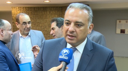 وزير الثقافة اللبناني يؤكد على ضرورة مواجهة الإعلام المأجور