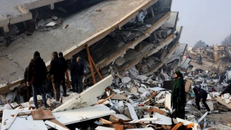 Iranpress: أردوغان يعلن ارتفاع حصيلة ضحايا الزلزال إلى 9057 قتيلا