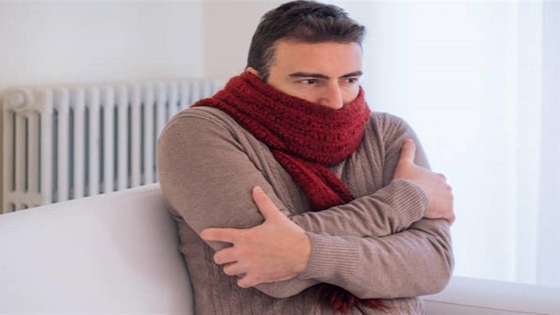 Iranpress: لماذا يشعر الإنسان بالبرد مع التقدم بالعمر؟