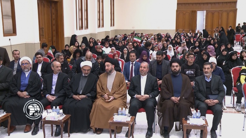 Iranpress: الثورة الإسلامية نجحت في تغيير المعادلات الإقليمية والدولية