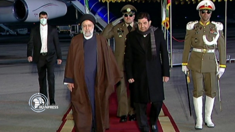 Iranpress: رئيسي يغادر طهران متجها إلى بكين 