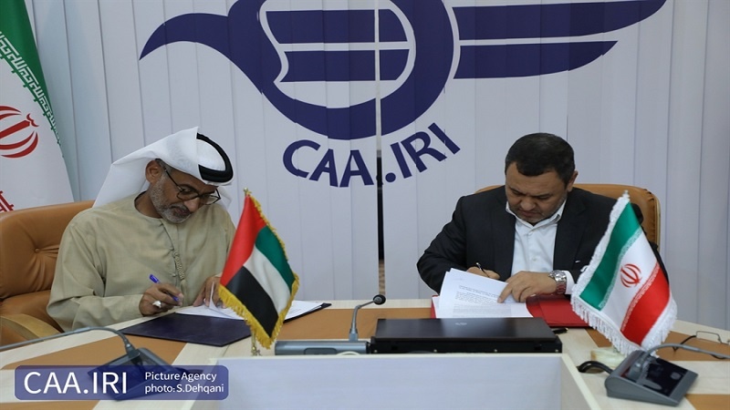 Iranpress: التوقيع على مذكرة تعاون بين إيران والإمارات في مجال النقل الجوي 