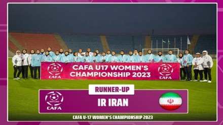 ناشئات المنتخب الإيراني لكرة القدم يفزن بوصافة بطولة وسط آسيا