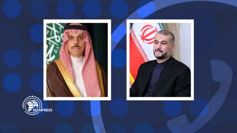 Iranpress: وزير الخارجية السعودي يهنئ شهر رمضان لأمير عبداللهيان