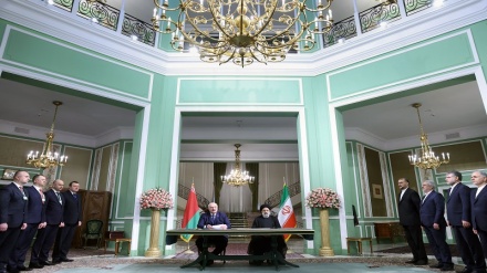 رئيسي: زيارة لوكاشينكو إلى طهران منعطف في العلاقات بين إيران وبيلاروسيا