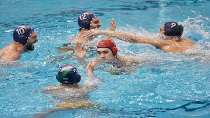 Iranpress: منتخب إيران لكرة الماء يتأهل إلى نصف نهائي البطولة الآسيوية 