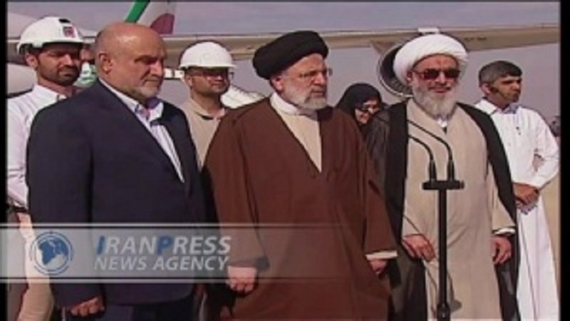 Iranpress: رئيسي: محافظة بوشهر هي الأولى في مجال الطاقة