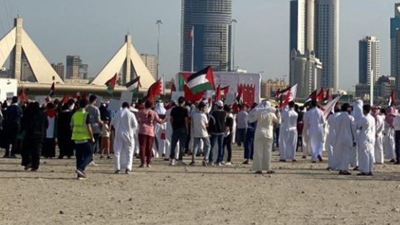 Iranpress: البحرين والكويت تشهدان مظاهرات تضامنًا مع الشعب الفلسطيني