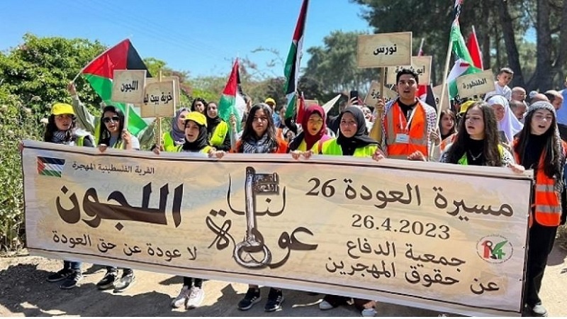 Iranpress: مشاركة الآلاف من الفلسطينيين في مسيرة العودة الـ26 بأراضي قرية اللجون المهجرة