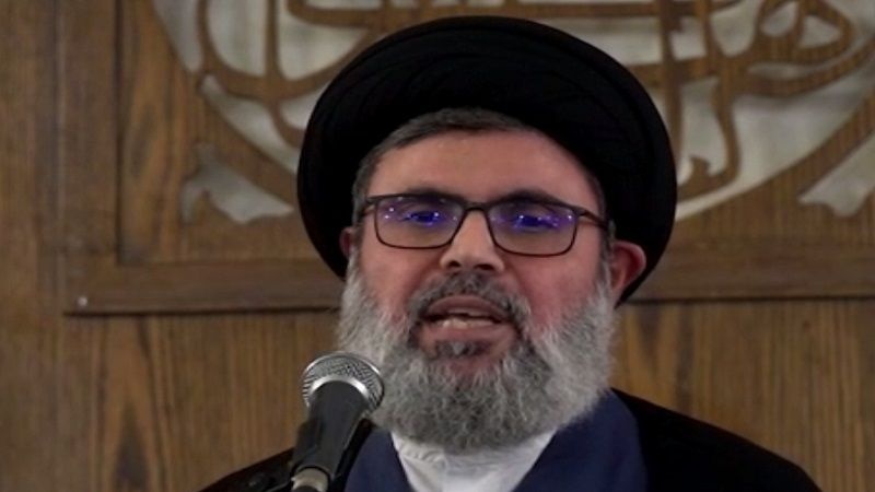 Iranpress: حزب الله: استهداف مقدساتنا سيلهب المنطقة بأكملها