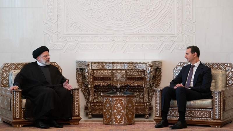 Iranpress: رئيسي في لقاء الأسد: اجتزتم المصاعب وحققتم الانتصار  