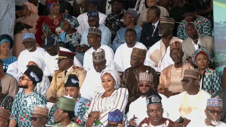 الرئيس النيجيري الجديد يتولى السلطة في ظل أزمات اقتصادية وأمنية