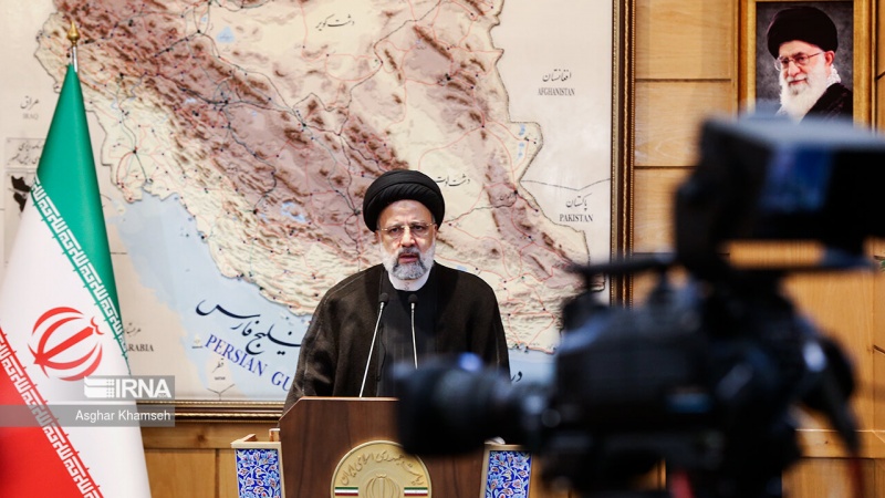Iranpress: رئيسي: التعاون مع الدول الصديقة يعتبر من سياسة الجوار الإيرانية