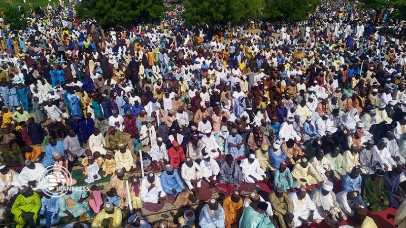 Iranpress: مشاهد من احتفالات المسلمين بعيد الأضحى المبارك في نيجيريا