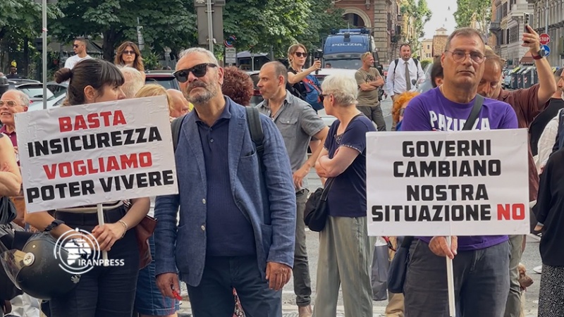 Iranpress: روما تشهد مظاهرات احتجاجاً على انعدام الأمن