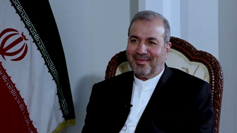 Iranpress: إيران ترفض التدخل في شؤون العراق الداخلية