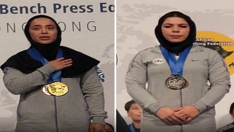 Iranpress: نساء إيران يصنعن التاريخ في بطولة رفع الأثقال