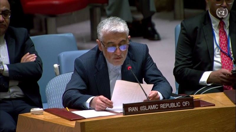 Iranpress: إيران ترحب بـ "القرار السيادي" لسوريا حول استخدام معبر باب الهوى