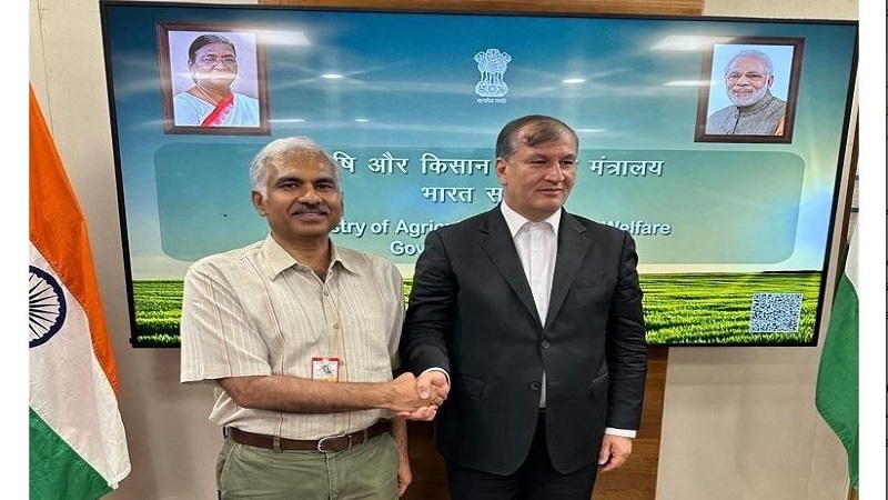 Iranpress: توافقات إيرانية هندية على تشكيل لجنة مشتركة للتعاون الزراعي