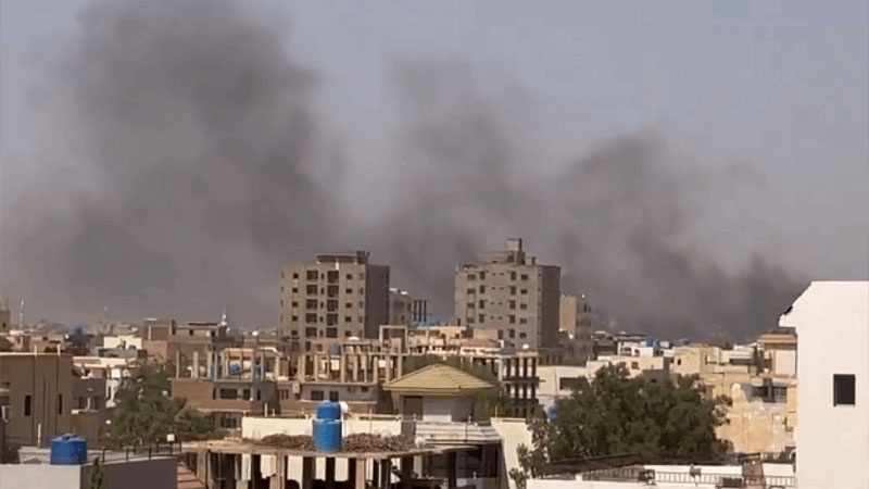 Iranpress: تجدد اشتباكات بين الجيش وقوات الدعم السريع السودانية