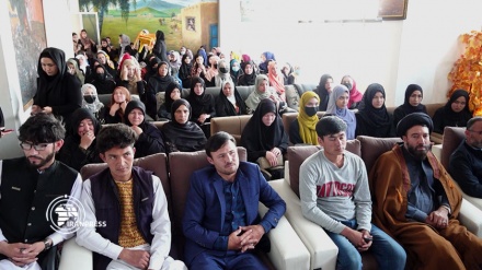  جوانان افغان: اندیشه‌های امام‌خمینی (ره) درس‌آموز است 