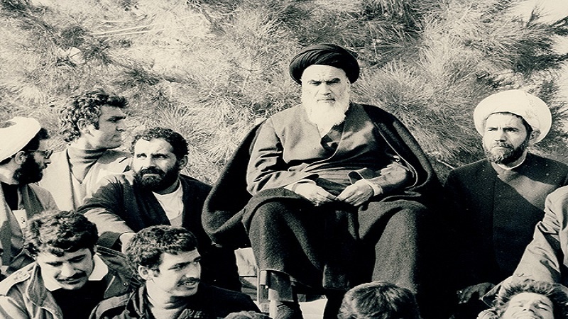 Iranpress: 5 تموز 1963.. ذكرى انطلاق شرارة الثورة الإسلامية بقيادة الإمام 
