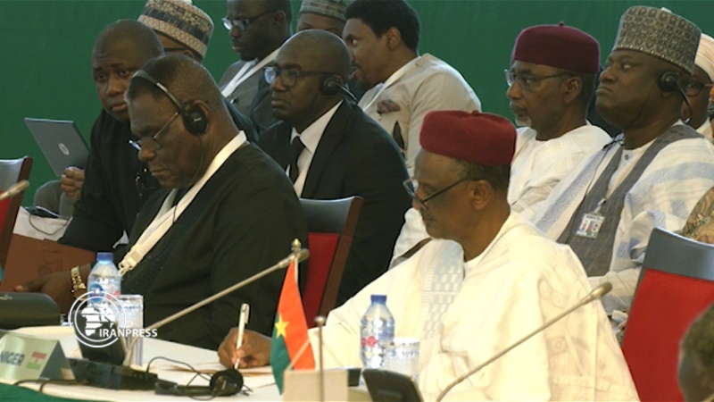 Iranpress: ‘إيكواس’ تمهل الانقلابيين في النيجر أسبوعا لإعادة النظام الدستوري إلى الحكم