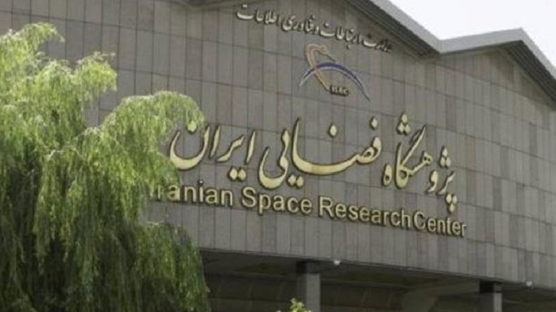 Iranpress: مفاوضات بين إيران والدول الأعضاء في الإيكو لتصدير منتجات صناعة الفضاء