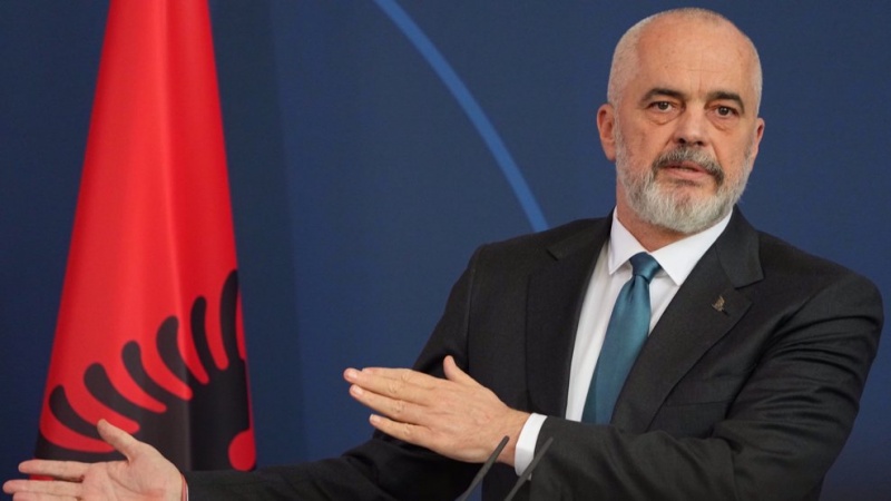 ایران برس: رئيس الوزراء الألباني يطالب جماعة المنافقين الإرهابية بمغادرة بلاده