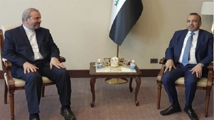 السفير الإيراني في بغداد يلتقي وزير العمل العراقي