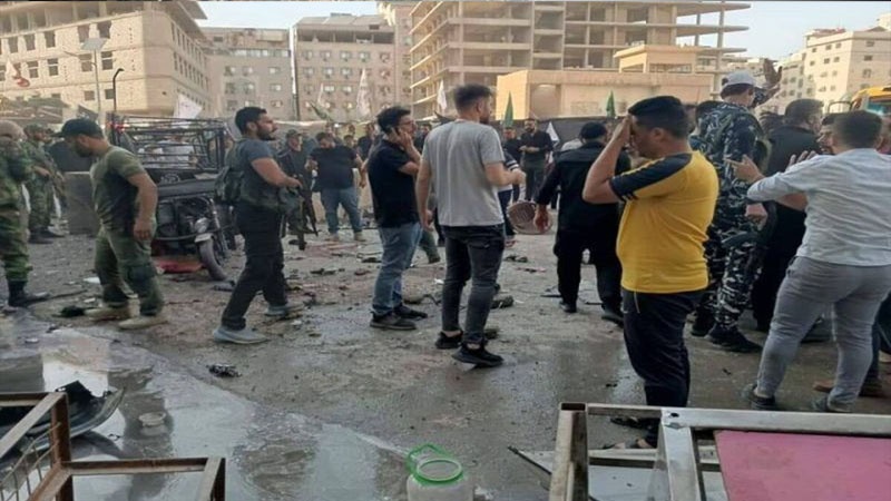 Iranpress: شهيد وعدد من الجرحى في انفجار عبوة ناسفة في منطقة السيدة زينب بدمشق