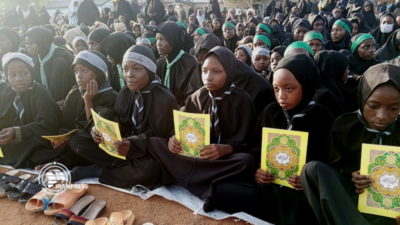 Iranpress: الوحدة بين المسلمين الشيعة والسنة بنيجيريا في إدانة الإساءة للقرآن الكريم