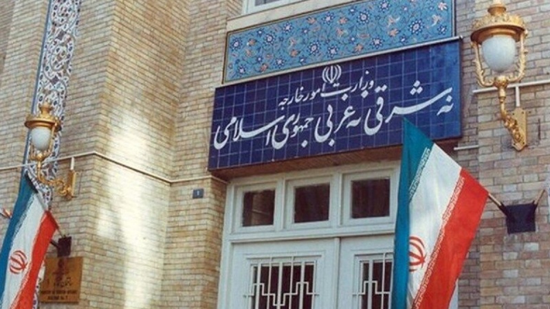 Iranpress: خارجية إيران تستدعي السفير الروسي لدى طهران
