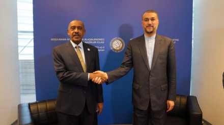 أول لقاء يجمع بين وزيري خارجية إيران والسودان منذ 7 سنوات