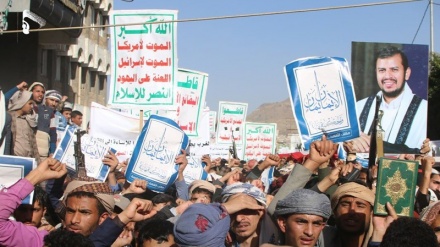 مظاهرات يمنيين تنديدا بإحراق نسخة من المصحف في السويد