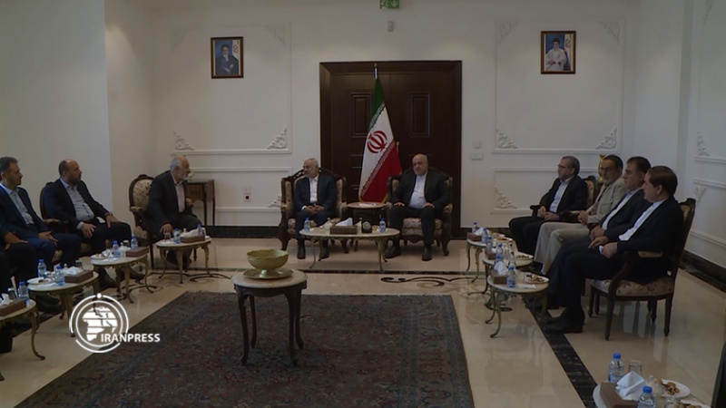 Iranpress: شاهد بالفيديو...وفد برلماني إيراني يلتقي ممثلين عن الفصائل الفلسطينية في لبنان