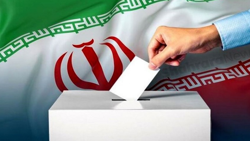 Iranpress: تسجيل أكثر من 48 ألف مرشحا في انتخابات مجلس الشورى الإسلامي