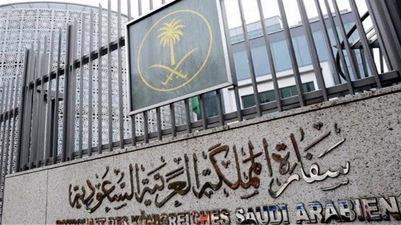 Iranpress: السفارة السعودية لدى طهران بدأت نشاطها رسميا قبل أيام