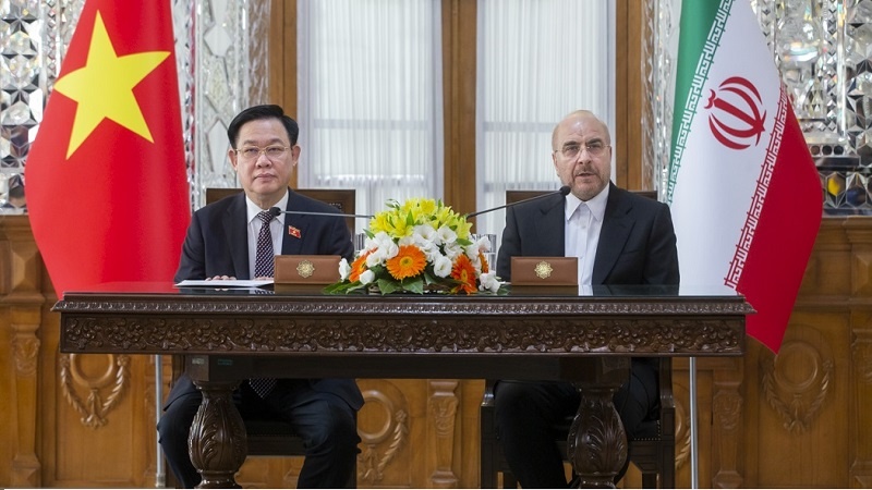 Iranpress: رئيس البرلمان الفيتنامي: يجب رفع التبادل التجاري مع إيران إلى 2 مليار دولار