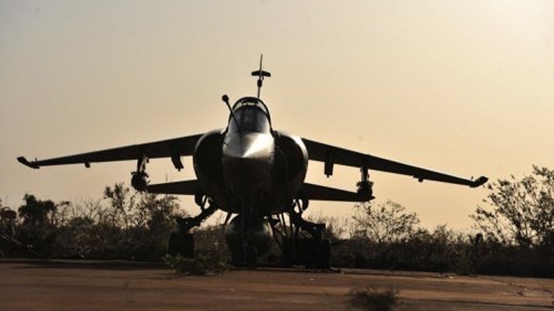 Iranpress: مالي وبوركينافاسو ترسلان طائرات حربية إلى النيجر