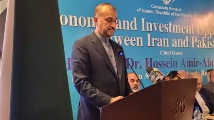 وزير الخارجية: الاقتصادان الإيراني والباكستاني يكمّل بعضهما البعض 