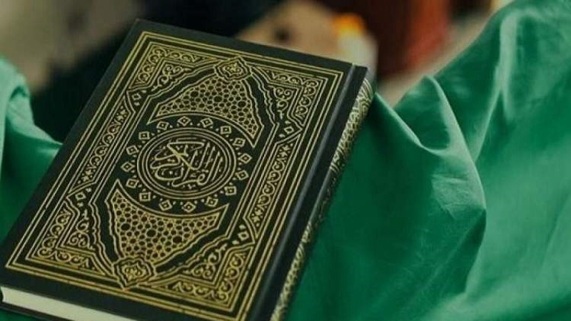Iranpress: سفراء ودبلوماسيون 12 دولة في مسكو يدينون الاساءة المتكررة للقرآن الكريم