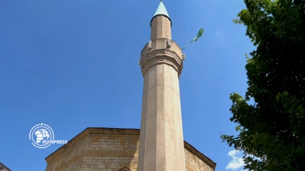 مسجد بايراكلي ؛ المعلم الديني الإسلامي الوحيد في بلغراد