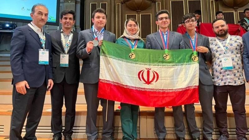 Iranpress: المنتخب الإيراني يتألق في أولمبياد الكيمياء الدولي