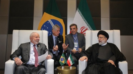رئيسا إيران والبرازيل يؤكدان على توسيع التعاون الثنائي 