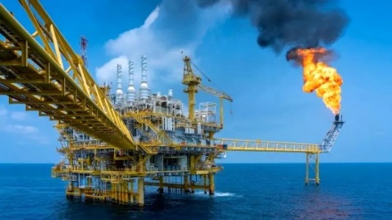وزير النفط: إيران تتابع حقوقها ومصالحها في حقل آرش الغازي 